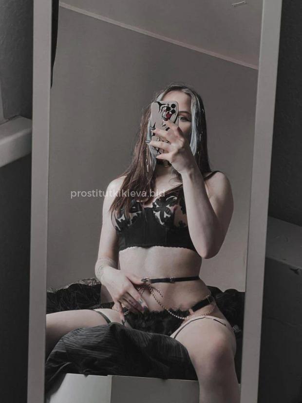 Повія Шакира - Фото 5 №4565